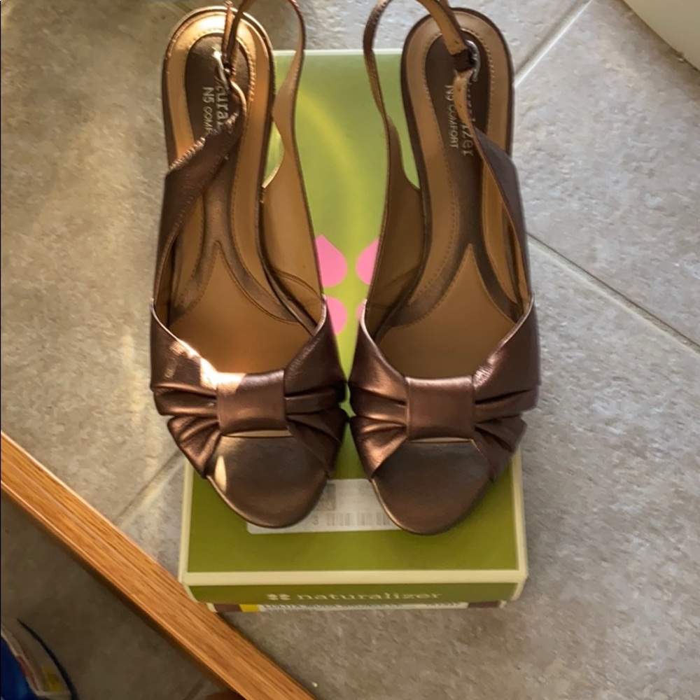 Sandals - Picture 4 of 4